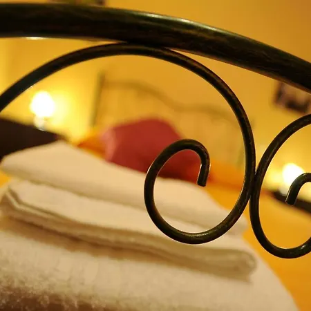 Barone ベッド・アンド・ブレックファスト 3*